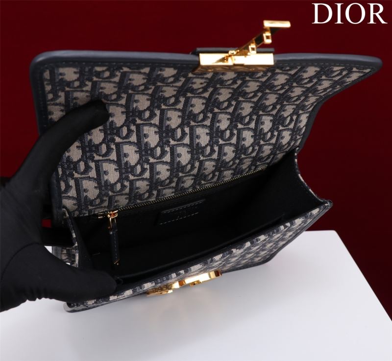 Christian Dior Montaigne Bags